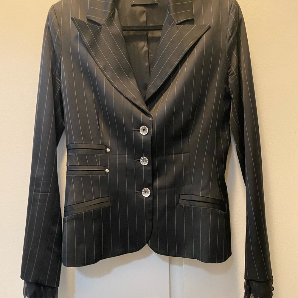 Almost new Alexander McQueen jacket . Size 44
